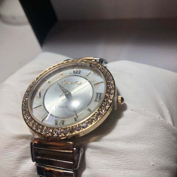 PECK & PECK GOLD STUDDED WATCH!! - Picture 5 of 6